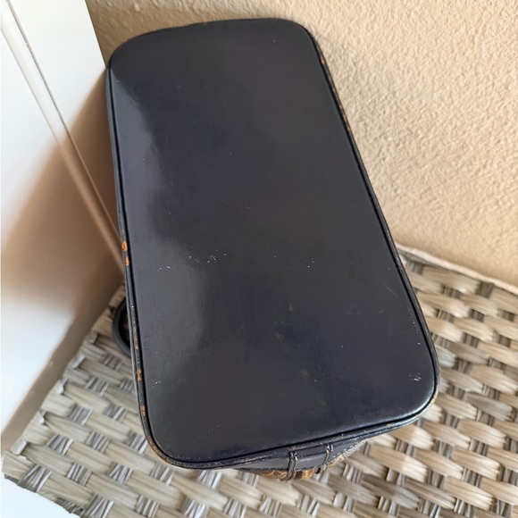 Louis Vuitton Monogram PM Alma Satchel Bag - Picture 12 of 17